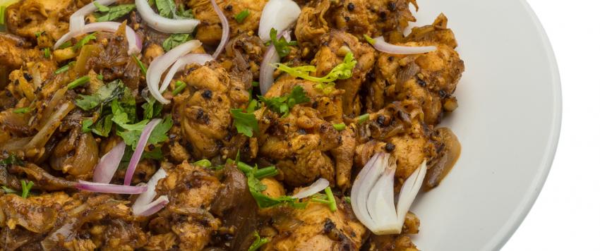 الدجاج والبصل على الطريقة الهندية