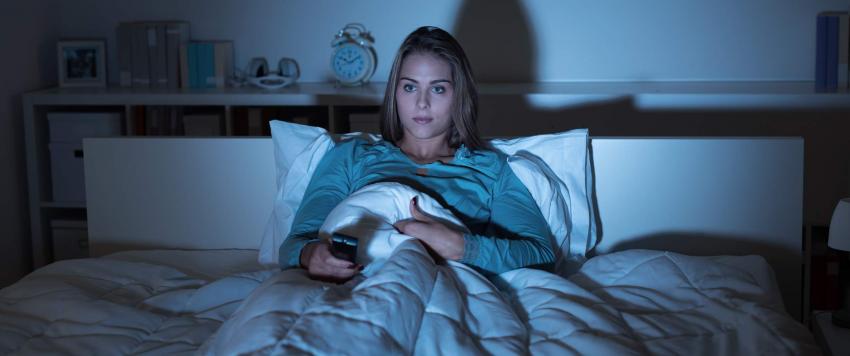 النوم أمام التلفاز