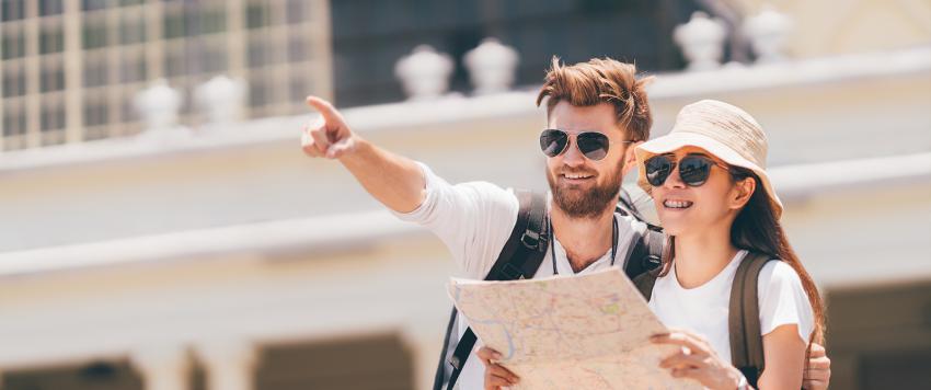 10 وجهات سياحية يجب أن لا تفوت زيارتها 10 وجهات سياحية يجب أن لا تفوت زيارتها