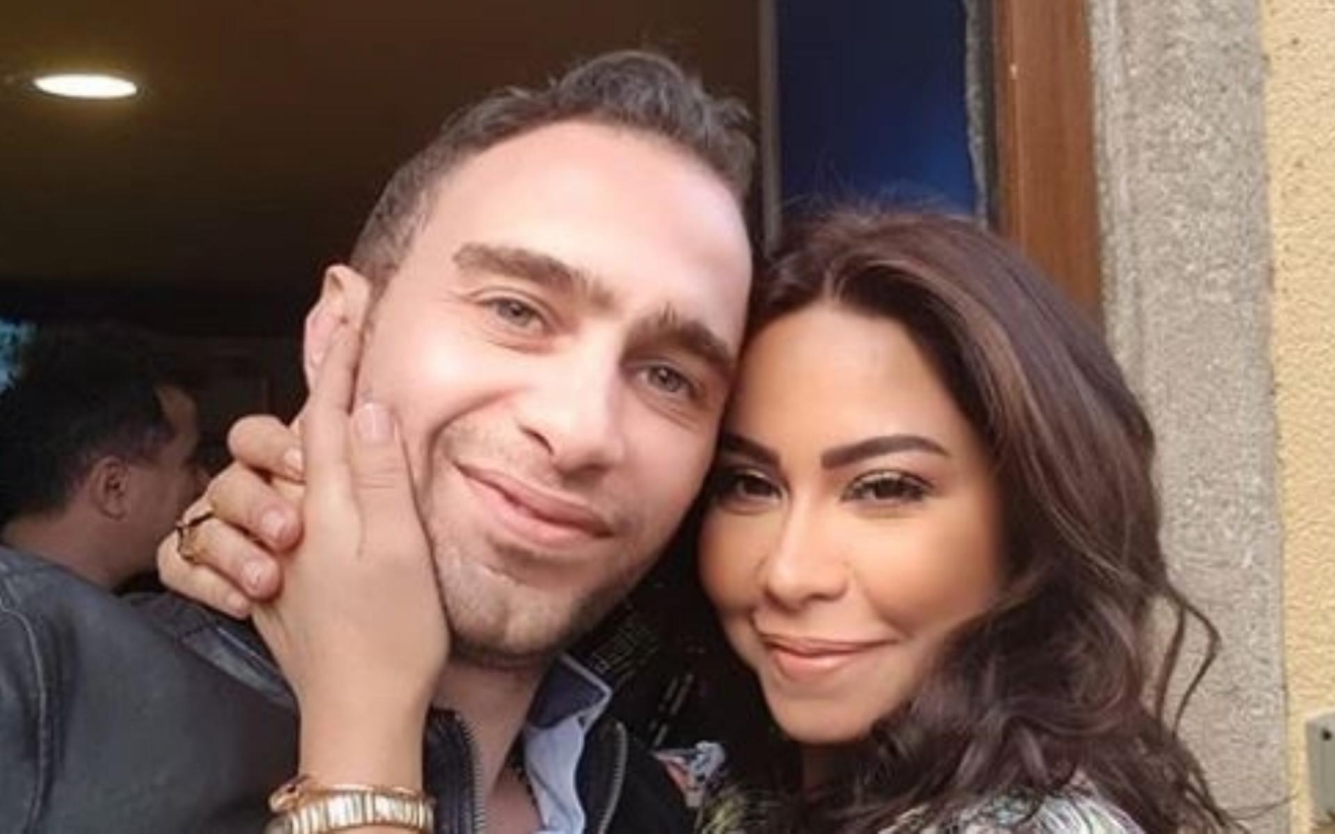إتهام زوج شيرين عبد الوهاب بالشروع في القتل! أصدرت المحكمة حكماً أولياً بالحبس بحق الفنان "حسام حبيب" بعدما أشهر سلاحه في وجه مدير أعمالها السابق وضربه به على رأسه.. اتهام زوج شيرين عبد الوهاب بالشروع في القتل! أصدرت المحكمة حكماً أولياً بالحبس بحق الفنان "حسام حبيب" بعدما أشهر سلاحه في وجه مدير أعمالها السابق وضربه به على رأسه..