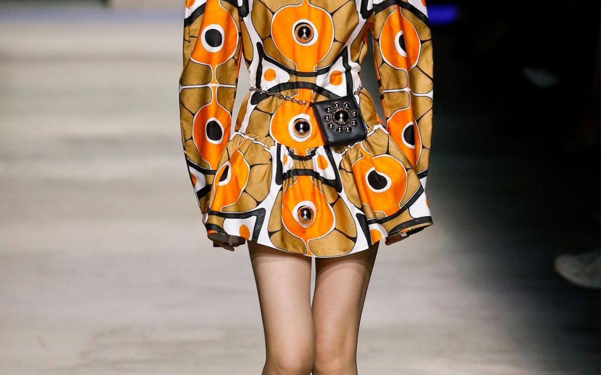 أزياء صيف/خريف 2020 أزياء صيف/خريف 2020